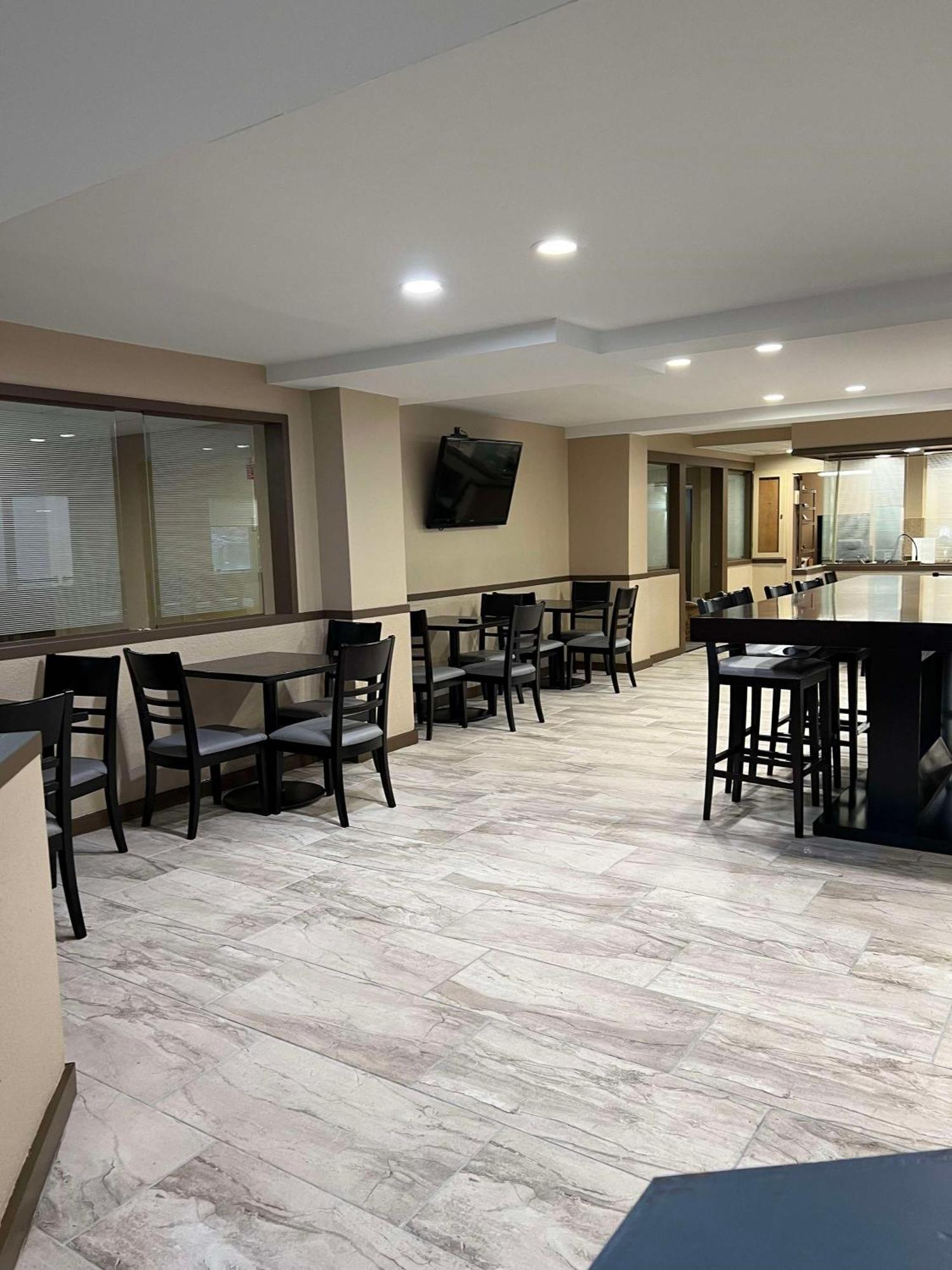 Surestay Plus By Best Western Mobile I-65 Exterior foto